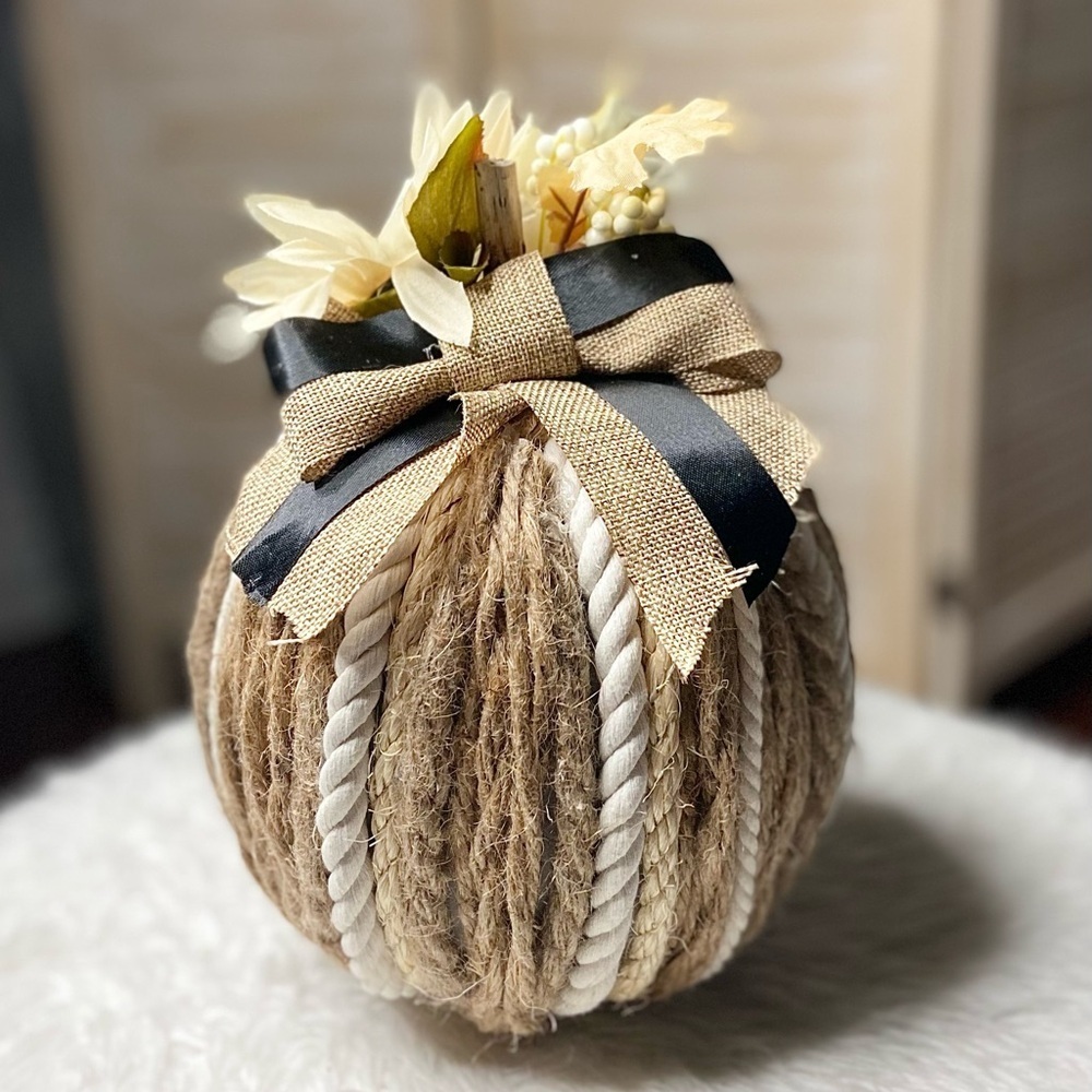 Harvest Ribbon Heirloom Pumpkin